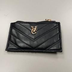 Carteira - Raducanu, segundo informou Centraal magazijn usando iLost