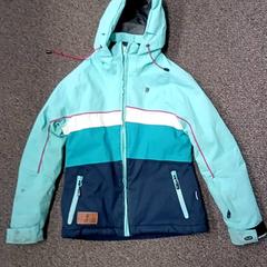 İLost kullanarak Burgers' Zoo tarafından bildirildiği gibi Jas Kind