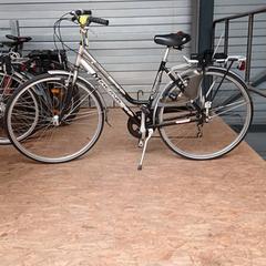 Bicicleta feminina Minerva Zilver/zwart, segundo informou Fietsdepot Hasselt usando iLost