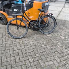 Damesfiets vogue, iLost를 사용하여 Stadswerk072에 보고됨