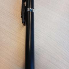 Trípode, segons ha informat Amsterdam ID Aparthotel mitjançant iLost