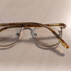 Glasögon, rapporterat av Regio Oost-Vlaanderen med iLost