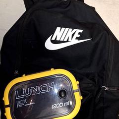 Rugtas, iLost를 사용하여 Qbuzz DMG에 보고됨