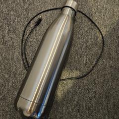 Flaska & Kabel-, rapporterat av Ramada by Wyndham Amsterdam Airport Schiphol med iLost