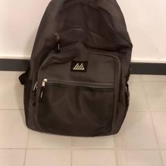 Hátizsák, amint azt Arriva Limburg Noord az iLost segítségével jelentette.