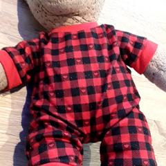 Peluche, como reportado por EBS Tramplein utilizando o iLost