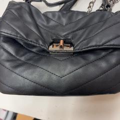 Taška, jak nahlášeno HTM pomocí iLost