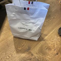 Sack Lacoste, gemeldet von Designer Outlet Roosendaal über iLost