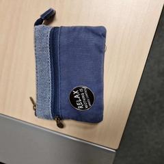 Beursje met pasjes Blauw, as reported by Gemeente Roermond using iLost