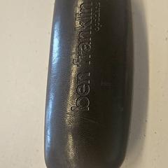 안경이 있는 안경 케이스, iLost를 사용하여 GVB에 보고됨