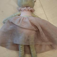 Kuschelige ohrfeige, gemeldet von IKEA Lyon Grand Parilly über iLost