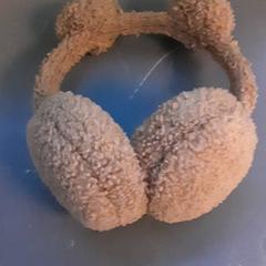 Nauszniki, zgłoszono przez Diergaarde Blijdorp przy użyciu iLost