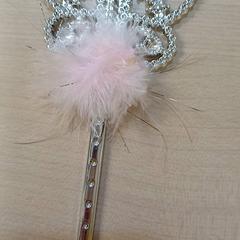 Baguette magique, como reportado por IKEA Tours utilizando o iLost