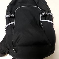 Mochila, segundo informou Regio Antwerpen - Brussel usando iLost