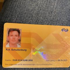 NS businesscard, segundo informou a iLost