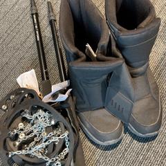 Hiking boots, as reported by Inntel Hotels Amsterdam Landmark using iLost