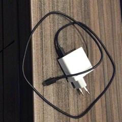 Adaptador Wit met zwart, segons ha informat Van der Valk Hotel Zwolle mitjançant iLost