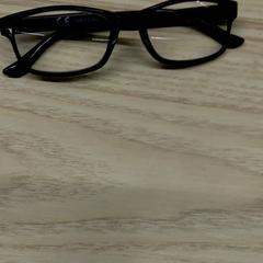 النظارات، كما تم الإبلاغ عنه بواسطة IKEA Älmhult عبر iLost