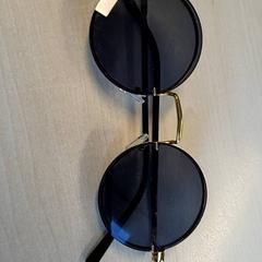 Solglasögon, rapporterat av Connexxion Haarlem IJmond med iLost