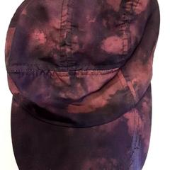 Baseball kappe paars, gemeldet von Qbuzz ZHN über iLost