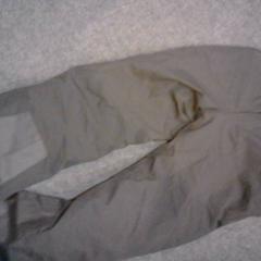 スキーパンツ がiLostで SnowWorld Landgraaf によって報告されました