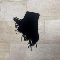 Shawl, as reported by Hotel van der Valk Maastricht using iLost