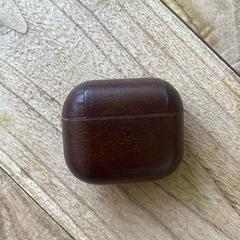 Apple airpod case, som rapportert til iLost