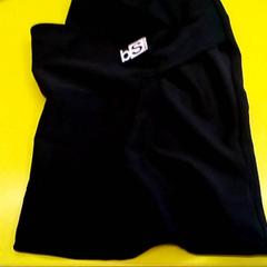 Full face Black, zoals gemeld door MEININGER Hotel Innsbruck Zentrum met iLost