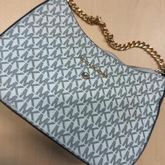 İLost kullanarak RET tarafından bildirildiği gibi Bayan çanta