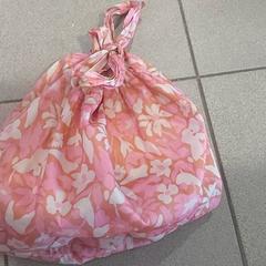 Väska - Plastiek Tas, rapporterat av Centraal magazijn med iLost