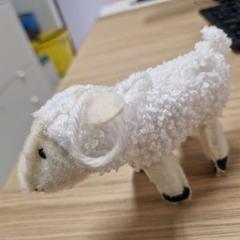 꼭 껴안고 싶은 장난감 wit schaapje, iLost를 사용하여 IKEA Hengelo에 보고됨