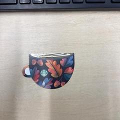 スターバックスカード starbucks がiLostで IKEA新宿 によって報告されました