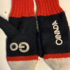 Kesztyű, amint azt Artis az iLost segítségével jelentette.