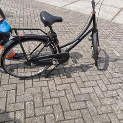 Zwarte herenfiets, a été signalé par Stadswerk072 utilisant iLost