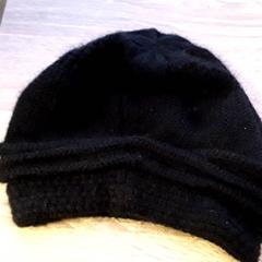 Beanie, jak nahlášeno EBS Tramplein pomocí iLost