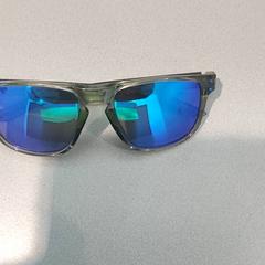 Glasögon, rapporterat av Regio Limburg - Leuven med iLost