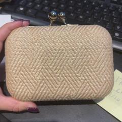 Taška, jak nahlášeno Van der Valk Hotel Utrecht pomocí iLost