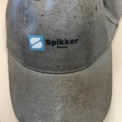 Gorra, ha sido reportado por Movie Park Germany con iLost