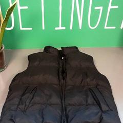 ボディウォーマー Zwart がiLostで Diergaarde Blijdorp によって報告されました