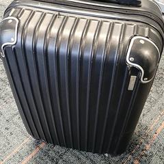 Resväska, rapporterat av Connexxion Haarlem IJmond med iLost