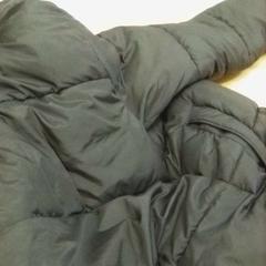 Cazadora negra capucha, ha sido reportado por IKEA Valladolid con iLost