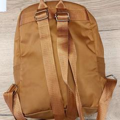 Mochila, como reportado por Regio Antwerpen - Brussel utilizando o iLost