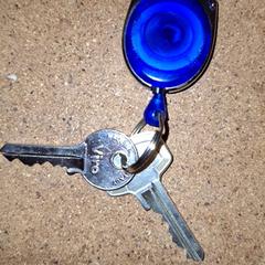 Klucze, zgłoszono przez Qbuzz DMG przy użyciu iLost