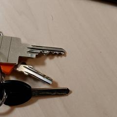 Llave, ha sido reportado por Regio Oost-Vlaanderen con iLost