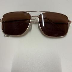 Okulary słoneczne, zgłoszono przez IKEA Haarlem przy użyciu iLost