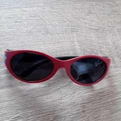 Sluneční brýle, jak nahlášeno EBS Tramplein pomocí iLost