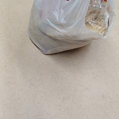 Bolsa Plastic tas, ha sido reportado por Qbuzz GD Groningen Peizerweg con iLost