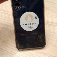 Mobile phone, as reported by IKEA Montpellier using iLost