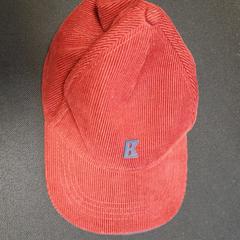 Gorra bordeaux, ha sido reportado por TCL con iLost