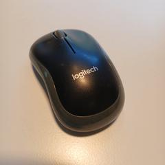 Kabellose maus grijs zwart Logitech zonder usb, gemeldet von Cursus en vergadercentrum Domstad über iLost